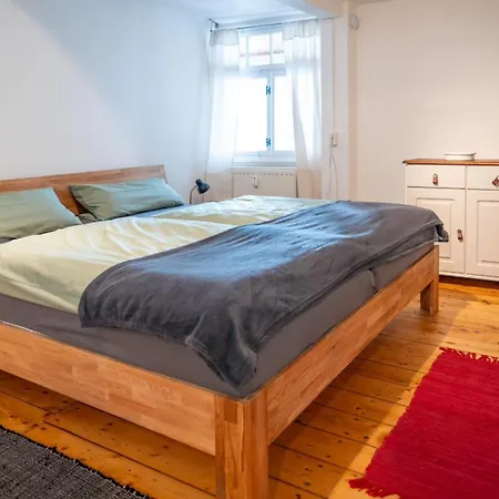 Kontor - Zentral Wohnen In * ナウムブルク