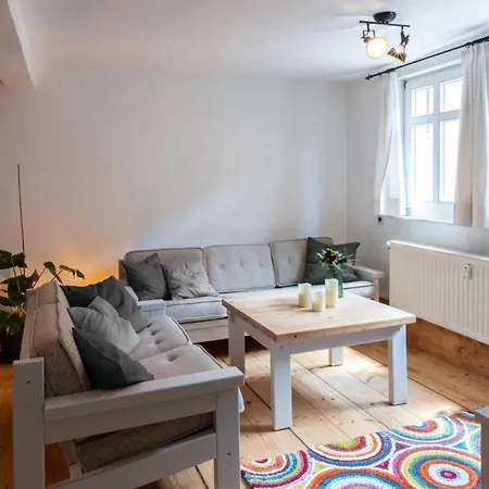 Kontor - Zentral Wohnen In Appartement Naumbourg