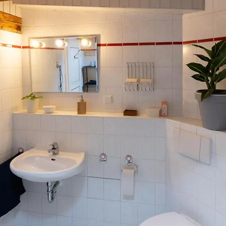 Kontor - Zentral Wohnen In Appartement