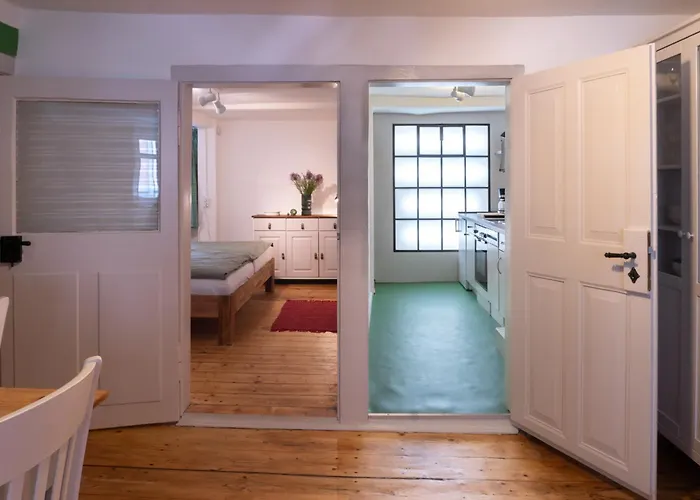 Apartman Kontor - Zentral Wohnen In *